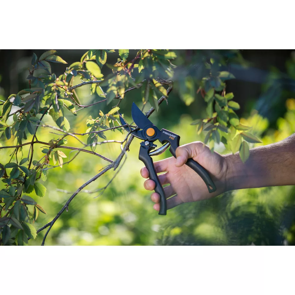 Fiskars Pro mellévágó metszőolló P90 - Image 4